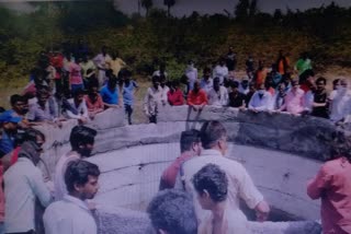 more than a dozen people fell into the well in vidisha