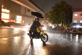 Heavy rains pound Mumbai, local trains hit