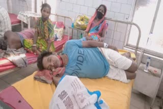 14 patients were admitted to the hospital,  14 fall ill having food in a banquet,  ଭୋଜି ଖାଇ ୧୪ ଅସୁସ୍ଥ , ୧୪ ଅସୁସ୍ଥ ମେଡିକାଲରେ ଭର୍ତ୍ତି, ଗଣମାଧ୍ୟମ ପ୍ରତିନିଧିଙ୍କୁ ଦୁର୍ବ୍ୟବହାର, ଭଦ୍ରକ ଜିଲ୍ଲାର ସୁନ୍ଦରପୁର ଗାଁ