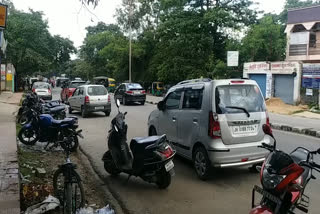 violation-of-covid-protocol-due-to-crowd-in-roads-of-ranchi