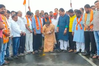 Shiv Sena inaugurates Khed Ghat bypass