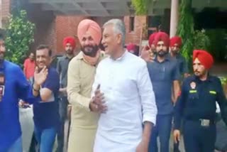 punjab-congress-clash-navjot-singh-sidhu-meets-congress-leaders