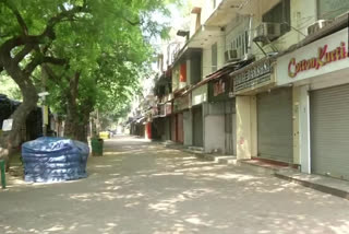 Sarojini Nagar Market Closed due to Violation of covid rules