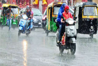 मूसलाधार बारिश