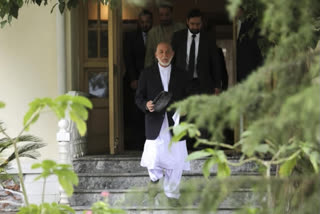 Afghan government and Taliban hold talks in Doha