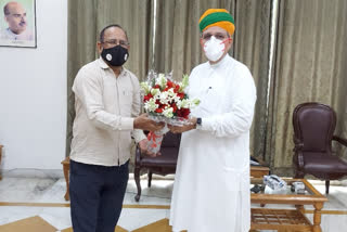 DU Vice Chancellor meets Union Minister of State for Culture Arjun Ram Meghwal