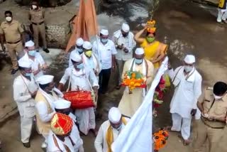 rukmini palkhi from kaundinyapur reached in pandharpur 2021 news