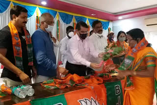 ShivSainiks from Rajapur join BJP