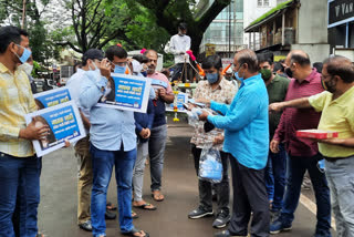 कोल्हापुरात व्यवसाय पुन्हा सुरू, सनई चौघड्यासह मिरवणूक काढत व्यापाऱ्यांकडून स्वागत