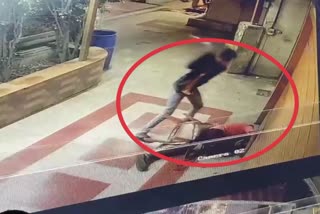 Attack on hotel owner in Pune