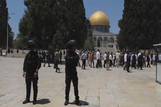 Tensions high at Jerusalem holy site on Tisha B'Av