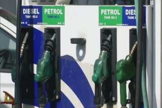 Petrol Diesel Price: મધ્યપ્રદેશમાં પેટ્રોલ સૌથી મોઘું 112.36 રૂપિયા પ્રતિ લિટર, અનેક રાજ્યોમાં ભાવ 100ને પાર