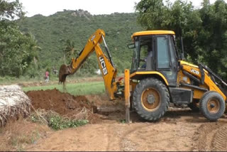 over-40-years-pond-occupation-removed-as-per-court-order-in-chengalpattu