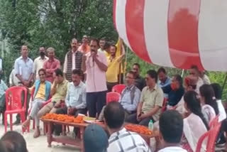 video-of-tehri-bjp-district-president-vinod-raturi-goes-viral