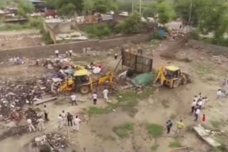 UP government got encroachment done in Madanpur Khadar area