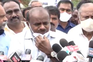 its-not-time-to-do-polities-kumarswamy-said