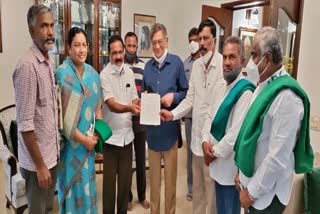 Mandya District Farmers Welfare Committee appeals to S. M. Krishna