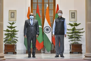 india maldives ink pact for community projects