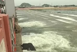 water flow to prakasham barrage