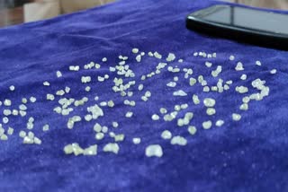 Diamond worth twenty two lakh rupees seized in Gariaband