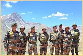 kargil-vijay-diwass-eve-cds-visits-areas-along-loc-in-dras-sector-of-kargil