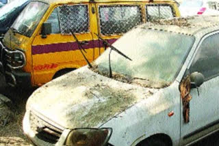 Aurangabad Municipal Corporation take action on unattended vehicle