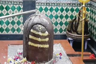 Khandit shivling in satna