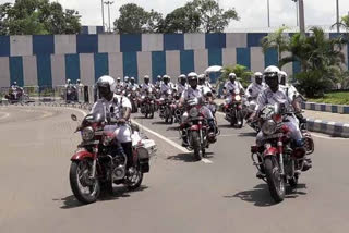 kolkata police motor bike health check up before 15th august parade