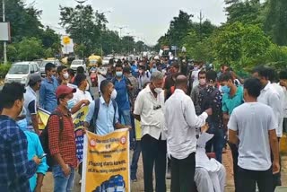 agitation infront of railway office in bhubaneswar