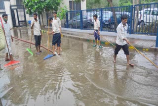 water logging in saket metro