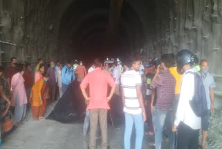 affected-people-stopped-the-work-of-rishikesh-karnprayag-rail-project-in-srinagar