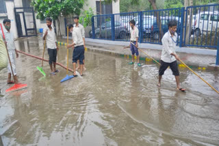 بارش کے پانی بھرنے سے ساکیت میٹرو اسٹیشن بند