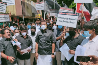 admk protest