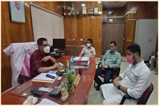 a-team-of-ajp-visited-silchar-medical-college-after-lailapur-incident