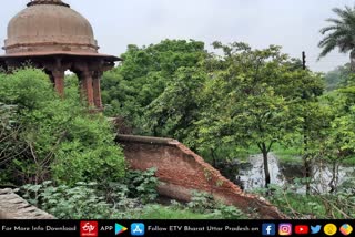 rambag park wall collapsed in agra