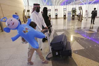 Saudi Arabia to reopen to vaccinated tourists