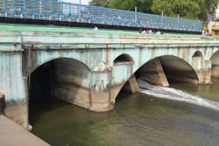 வீராணம் ஏரியிலிருந்து தண்ணீர்