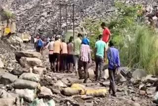woman-died-during-illegal-coal-mining-in-dhanbad