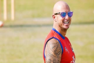 Herschelle Gibbs  BCCI  കശ്മീർ പ്രീമിയർ ലീഗ്  ബി.സി.സി.ഐ  ബി.സി.സി.ഐക്കെതിരെ ഗിബ്‌സും രംഗത്ത്  പാക് ക്രിക്കറ്റ് ബോർഡ്