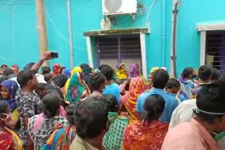 Agitation at Keshpur Panchyet Samitis Presidents House in West Medinipur