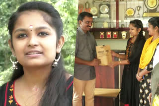 mobile phone as gift for success  Nandana presented it for a needy student  ഉന്നത വിജയത്തിന് അച്ഛന്‍റെ വക മൊബൈല്‍ ഫോണ്‍  നിര്‍ധന വിദ്യാര്‍ഥിയ്‌ക്ക് പഠനത്തിനായി സമ്മാനിച്ച് നന്ദന  പ്ലസ്‌ ടു പരീക്ഷയില്‍ ഉന്നത വിജയം  ഇടുക്കി  idukki news  ഇടുക്കി വാര്‍ത്ത  നെടുങ്കണ്ടം മാന്‍കുഴയ്ക്കല്‍ നന്ദന വിഷ്ണു  Nedunkandam Mankuzhakkal Nandana Vishnu