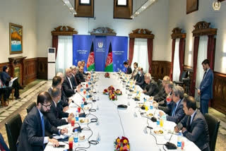 Afghan Foreign Minister Haneef Atmar met with ambassadors and representatives of neighboring countries