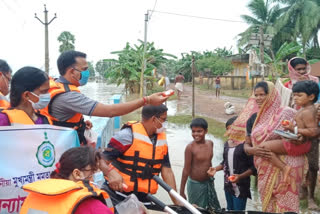 Duare Doctor at Flood Effected area in Ghatal West Medinipur