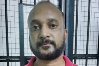 Pragati Maidan Police arrest One Fake National Crime Control Bureau Officer from E M Bypass