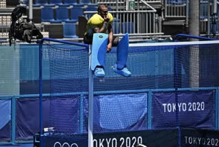 Tokyo Olympics  2020 : Goalkeeper Sreejesh sits on top of goalpost to celebrate Olympic win as teammates cry and hug each other, pic viral