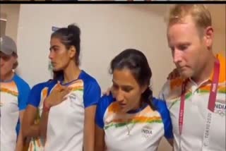 Indian women's hockey players break down while talking to Prime Minister Narendra Modi.