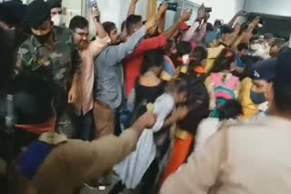 lathi charge on girl students in dhanbad