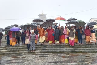 Kedarnath Dham priests protest