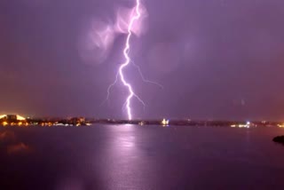 lightning, lightning strike