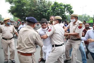 IYC protests against Twitter India